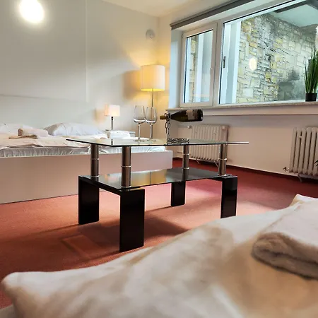 Vila Prag Βίλα *